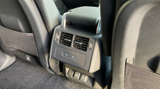 Land Rover Discovery 3.0 D300 Dynamic SE 5dr Auto Diesel Station Wagon